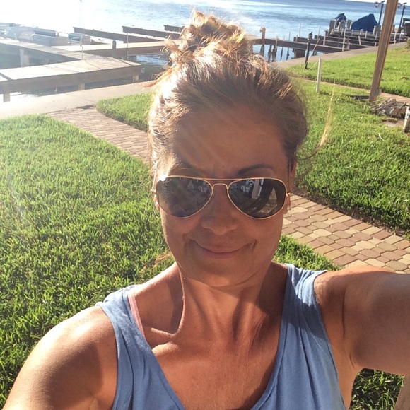 Meet your Posher, Janie - Picture 2 of 2